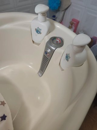 Bañera bebé BebeJou con soporte