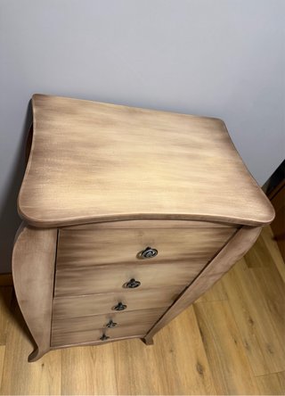 Cómoda de madera estilo vintage