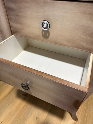 Cómoda de madera estilo vintage