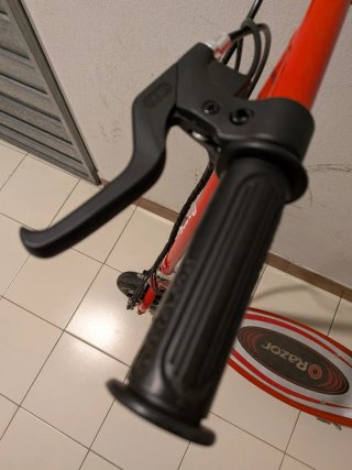 Patinete Eléctrico Razor E100 Rojo para niño