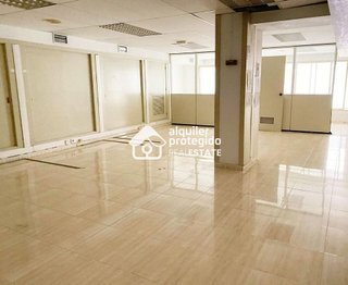 Oficina en venta en Benalúa en Alicante