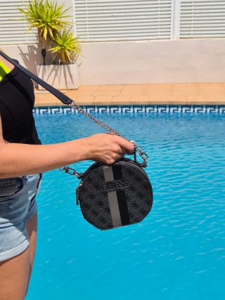Bolso Guess Vikky Circle Crossbody Negro