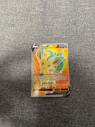 Carta Pokémon Leafeon V 106/203