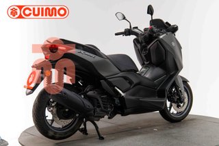 YAMAHA XMAX 125