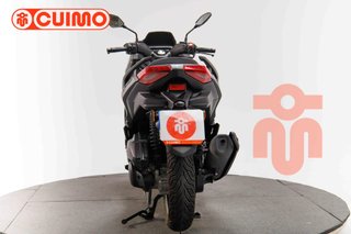 YAMAHA XMAX 125