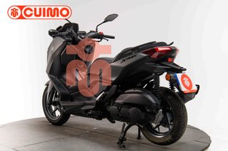 YAMAHA XMAX 125