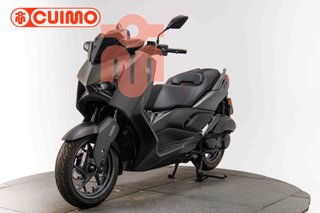 YAMAHA XMAX 125