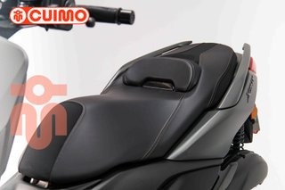 YAMAHA XMAX 125