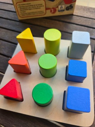 Juego de encaje de formas Montessori