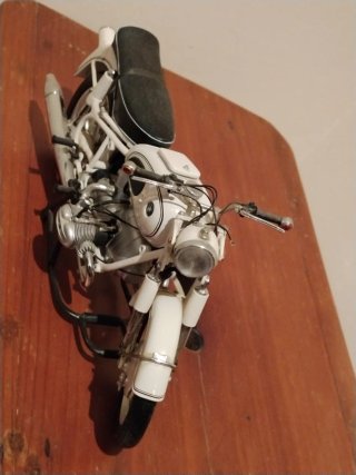 Maqueta Moto BMW R25 Schuco 1:10