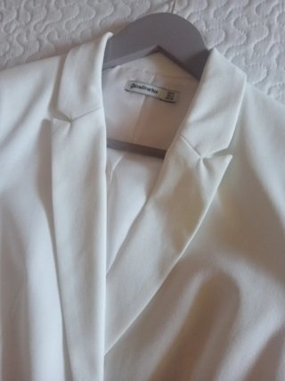 Americana Stradivarius Blanca Talla M