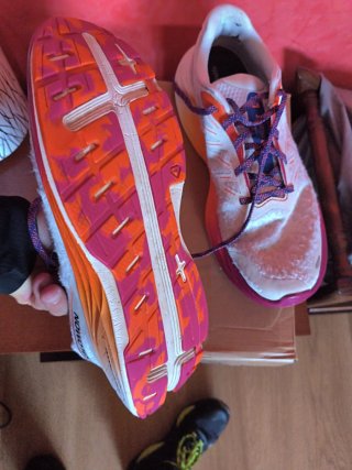 Salomon Ultra Glide Naranja/Blanco