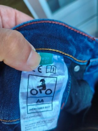Pantalón de moto para hombre.