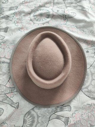 Sombrero Parfois beige/rosa