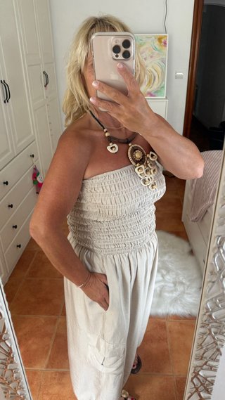 Mono beige sin mangas