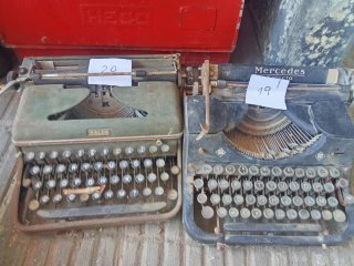Máquinas de escribir antiguas venta por separado