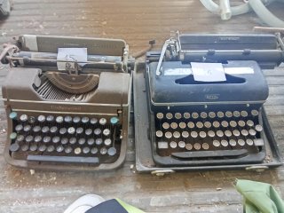 Máquinas de escribir antiguas venta por separado