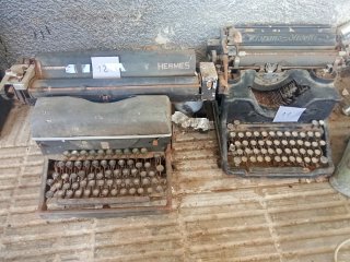 Máquinas de escribir antiguas venta por separado