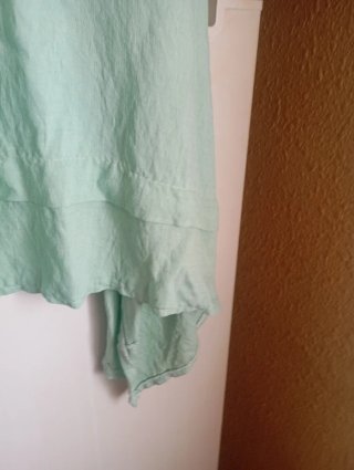 Blusa verde sin mangas