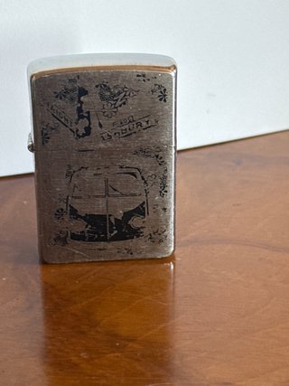 Zippo - Encendedor metálico con diseño