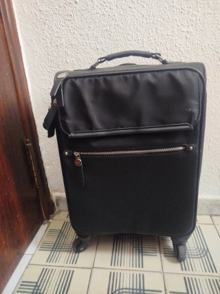 Maleta de viaje Parfois negra de Cabina