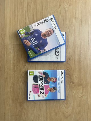 Juegos PS5 FIFA 22 y Tennis World Tour 2