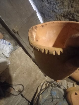 Juego de maceteros de barro antiguos 10