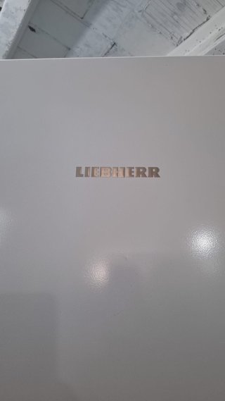 Nevera Liebherr blanca