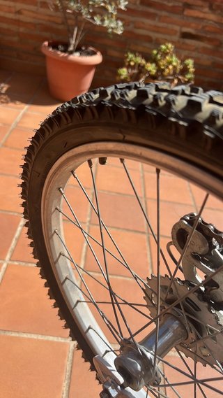 Bicicleta TOPBIKE Blanca y Roja