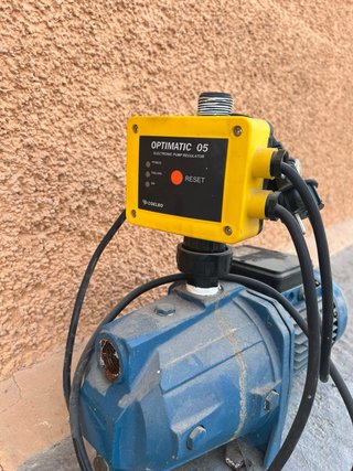 Bomba de agua con presostato