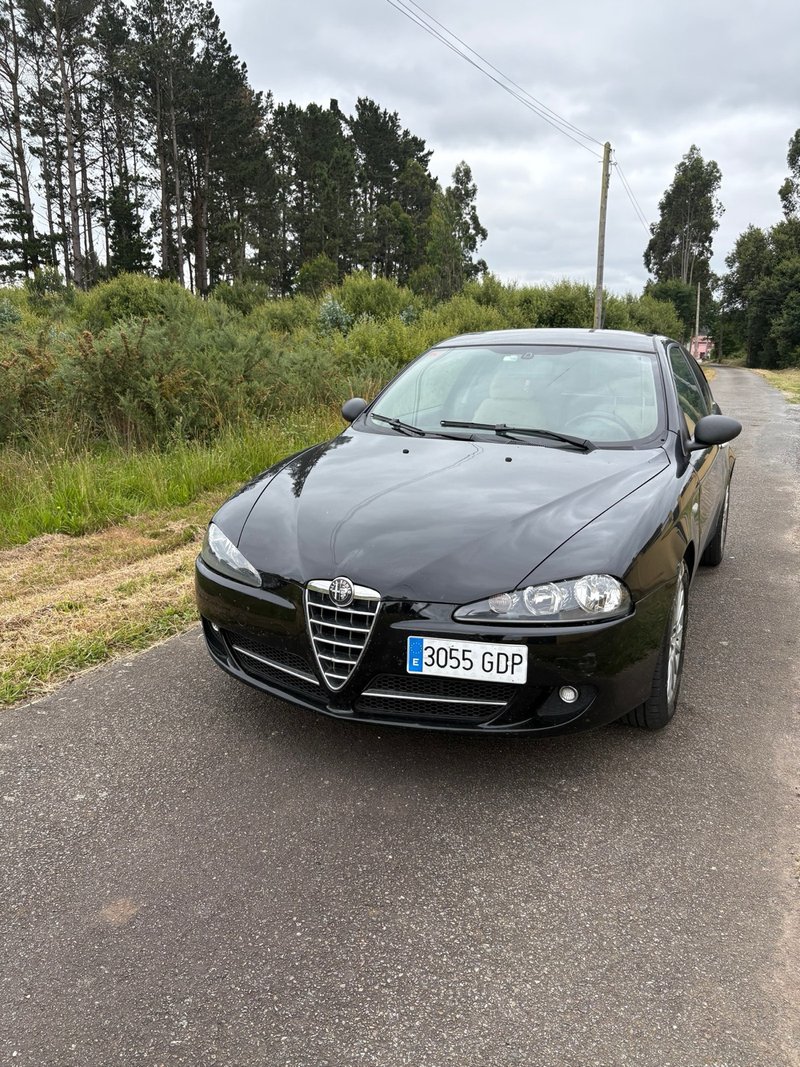 Alfa Romeo 147 2008 - foto 1