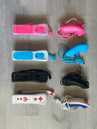 Nintendo Wii completa + 4 controller + 4 giochi — 119€