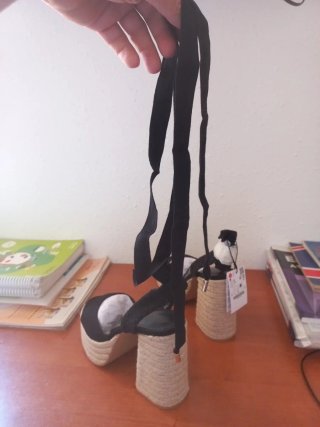 Sandalias Bershka Negras Talla 40