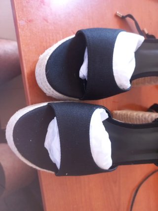 Sandalias Bershka Negras Talla 40