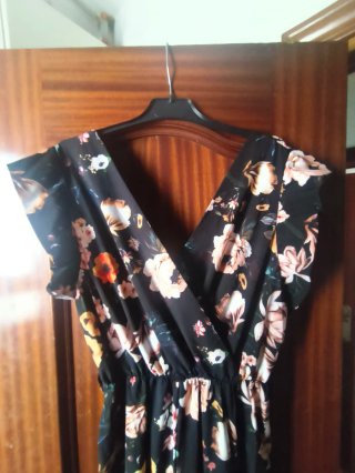 Mono largo floral negro