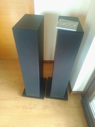 Altavoces Bowers & Wilkins 603 Negros