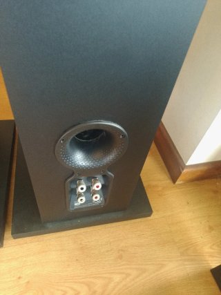 Altavoces Bowers & Wilkins 603 Negros