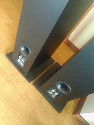 Altavoces Bowers & Wilkins 603 Negros
