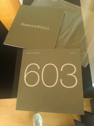 Altavoces Bowers & Wilkins 603 Negros