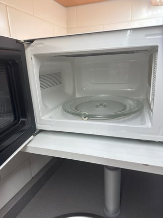 Microondas Taurus Compacto 700W 20L