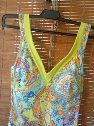 Bañador mujer estampado paisley