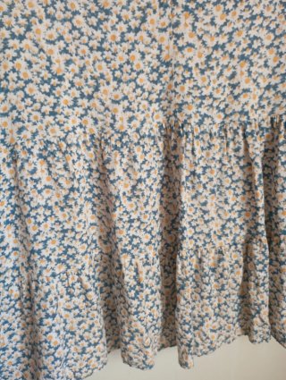 Blusa floral sin mangas