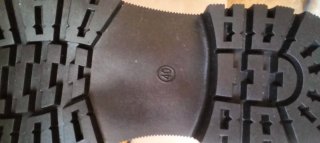 Botas militares doradas efecto piel cocodrilo