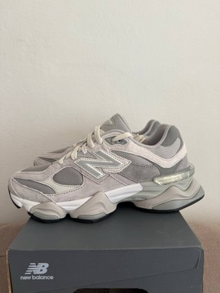 Zapatillas New Balance U9060JCG Gris Talla 40