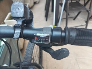 Bicicleta B'Twin Rockrider 700 24p