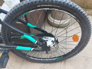 Bicicleta B'Twin Rockrider 700 24p