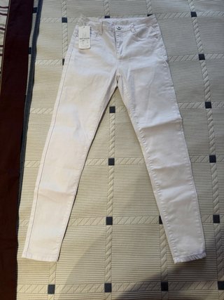 Pantalón vaquero blanco MISS SISTER