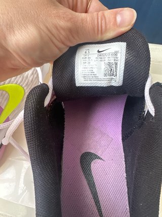 Zapatillas Nike Mujer Rosa y Morado
