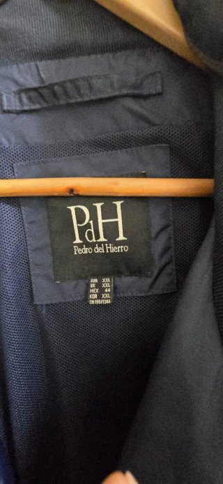 Cazadora Pedro del Hierro.