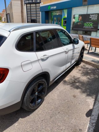 BMW X1 2011